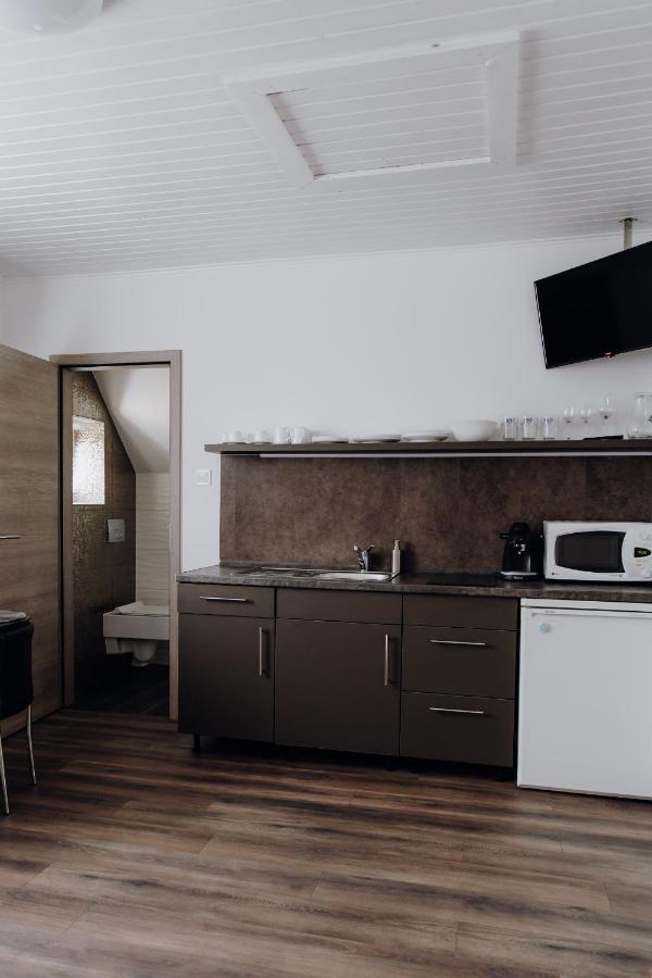 Nyirfa Apartman Vonyarcvashegy Exterior photo